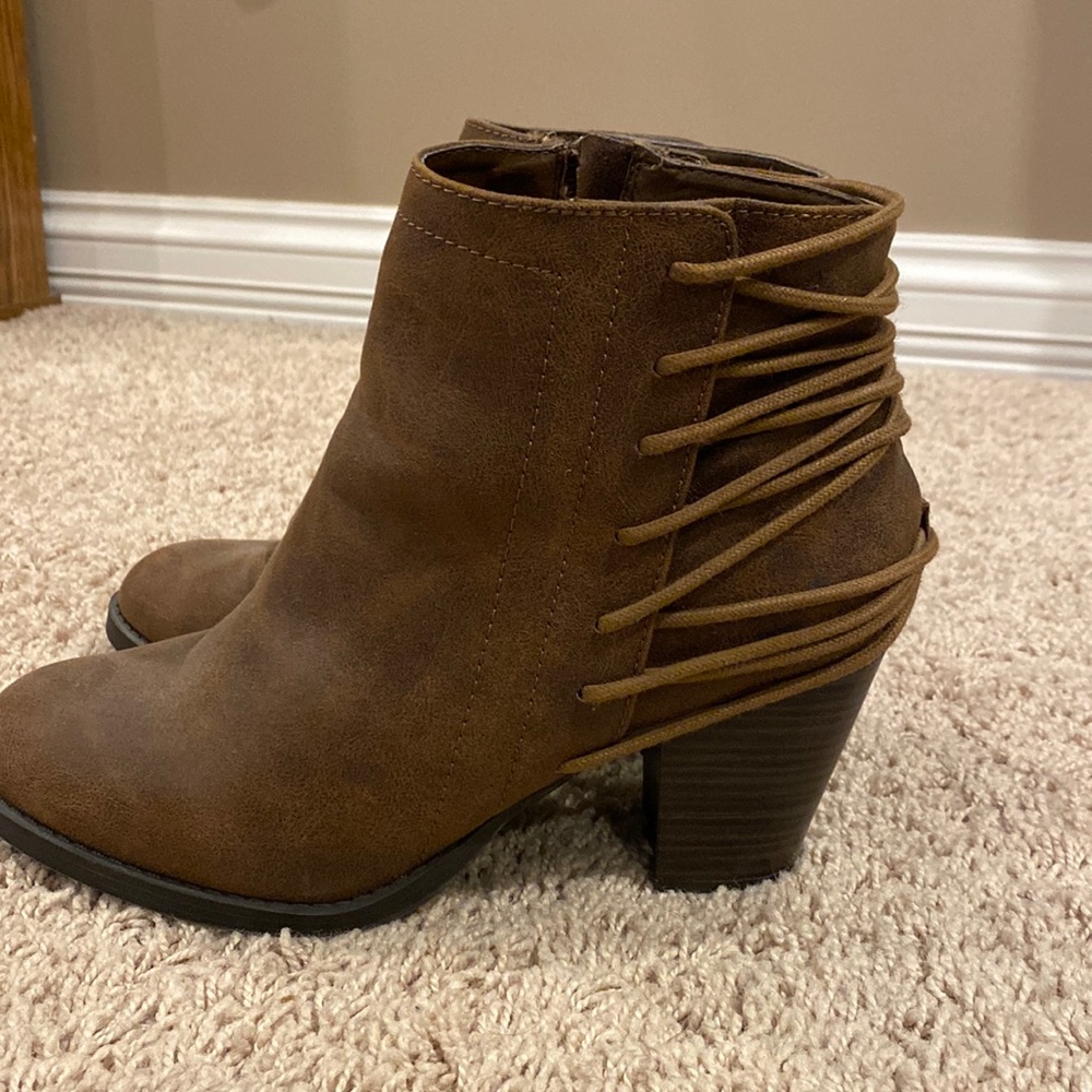 Cute booties !